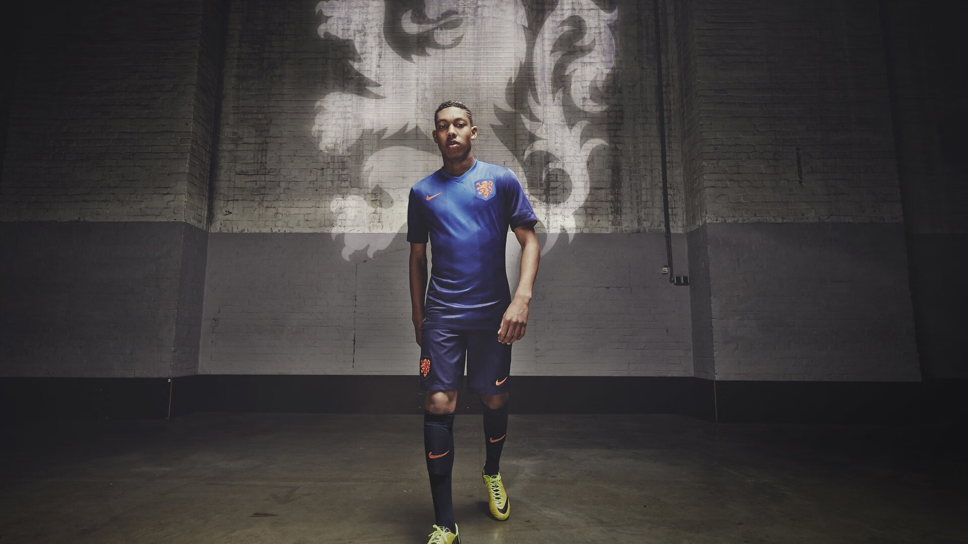 开云全站下载-“德甲最后冲刺：多队誓夺冠军宝座”，德甲最高分夺冠